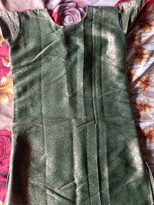 Green Kurti