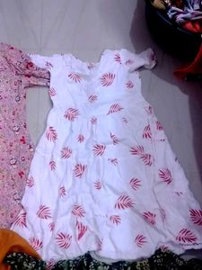 Combo Kurtis,Used Sloghtly