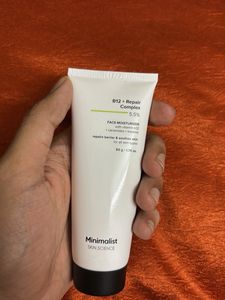 Minimalist Face Moisturizer