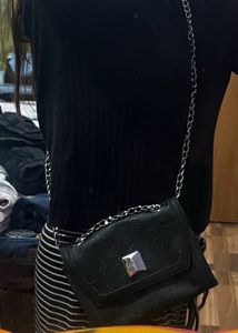Guess Shoulder Bag