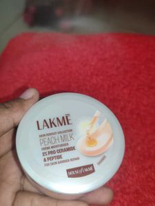 Lakme Peach Milk Moisturizer