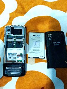 MAXX MX513 Feature Phone