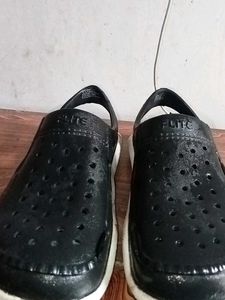 hey, I Want To Sell My Crocs