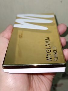 Myglamm Chisel It Face Palette