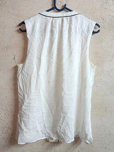 Women&#39;s Summer Fashion Top Sleeveless White