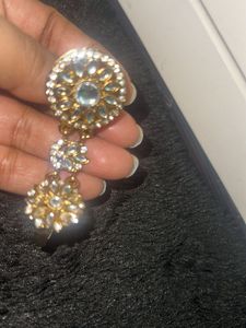 Antique Gold-Toned Finger Ring