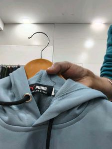 Puma Hoodie - Stylish &amp; Comfortable