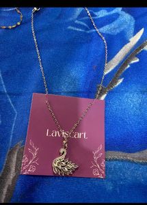 Sparkling Swan Pendant Necklace