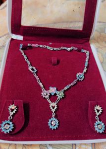 Sparkling Floral Jewelry Set