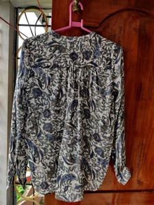 H&amp;M Printed Blouse