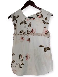 R&amp;Co Sheer Floral Sleeveless Top (Woman)