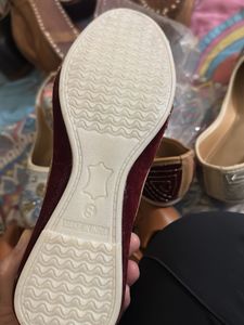 Embroidered Ethnic Juttis