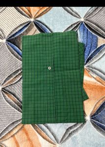 Checked Men&#39;s Shirt