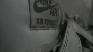 Nike Sneakers | Aura 🔥| Small  DEFECT Repairable