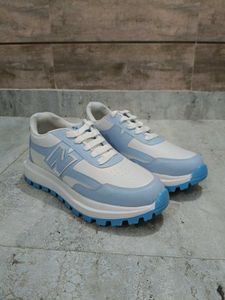Stylish Blue &amp; White Platform Sneakers