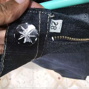 Women&#39;s Jeans