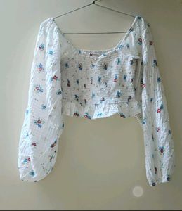 Crop Top - Puffy Sleeves