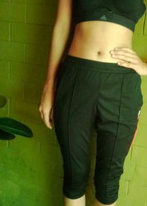Gym, yoga And Jogging Women Capri