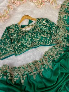 🆕🆕 Saree With Stitched Blouse