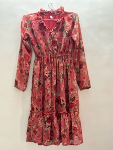Stylish Red Floral Dress👗