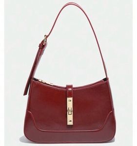 Women Shoulder Bag Glossy Square Red