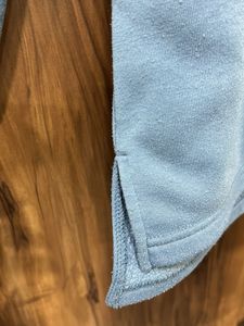 Great Sweatshirt With Side Cut