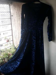 Elegant Blue Velvet Maxi Dress