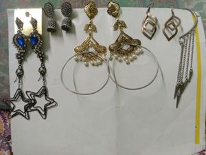 Earings Combo Of 7.