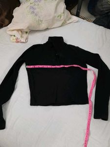 Black Crop Top.