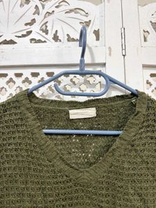 🎀Olive Green Knit Top B