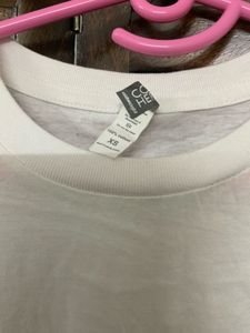 white t shirt