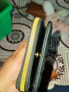 Black Wallet