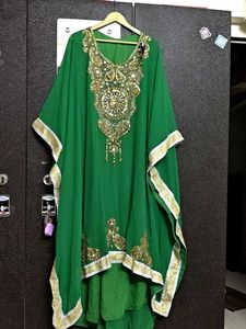 Party wear Kaftaan 💚