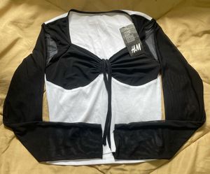 Mesh Sleeve Ruched Crop Top