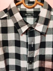 Zudio Black &amp;White Check Shirt👔
