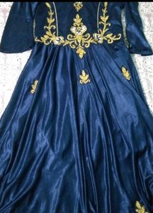 Ethnic Gown for women 💙