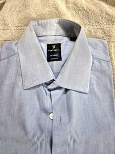 Original Van Heusen custom fit (size -39) light bl