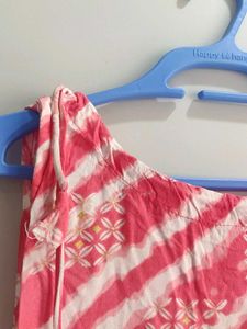 Striped Tie-up Sleeveless Kurta