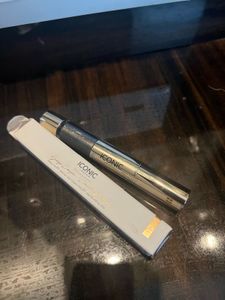 Iconic London Eyeshadow Crayon