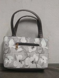 Stylish Floral Crossbody Bag