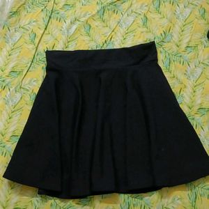 Korean Style Pleated Black Mini Skirt: Used Once