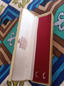 Sanjay Gold Palace Spectacle Case