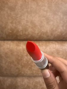 Rosy Gold Beauty Lipstick | Shade M8 Red Tangerine