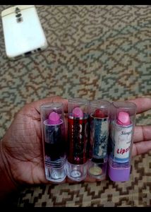 Combo 4 Lipsticks