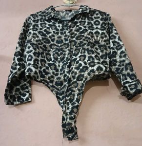 Leopard Print Crop shirt