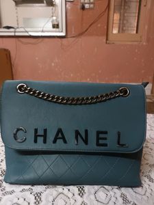 Chanel 👜