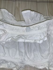H&amp;M White Crop Top Sleeveless Size S