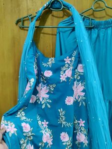 Blue Floral Embroidered Kurta and sharara Set🌹