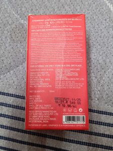 Dot &amp; Key Strawberry Dew Sunscreen