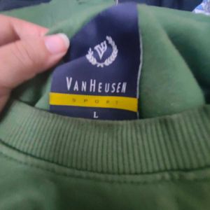 Green Graphic Print Sweatshirt